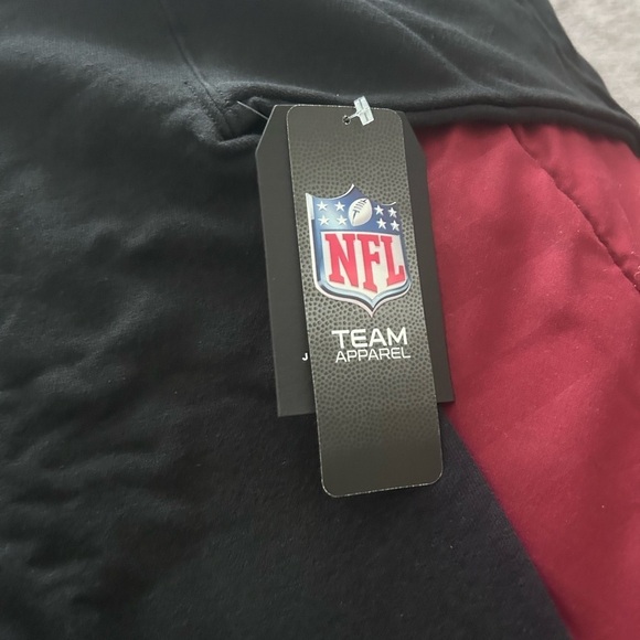 New York Giants Junk Food Marvel Avengers Squad Pullover Hoodie - Black - Picture 3 of 4